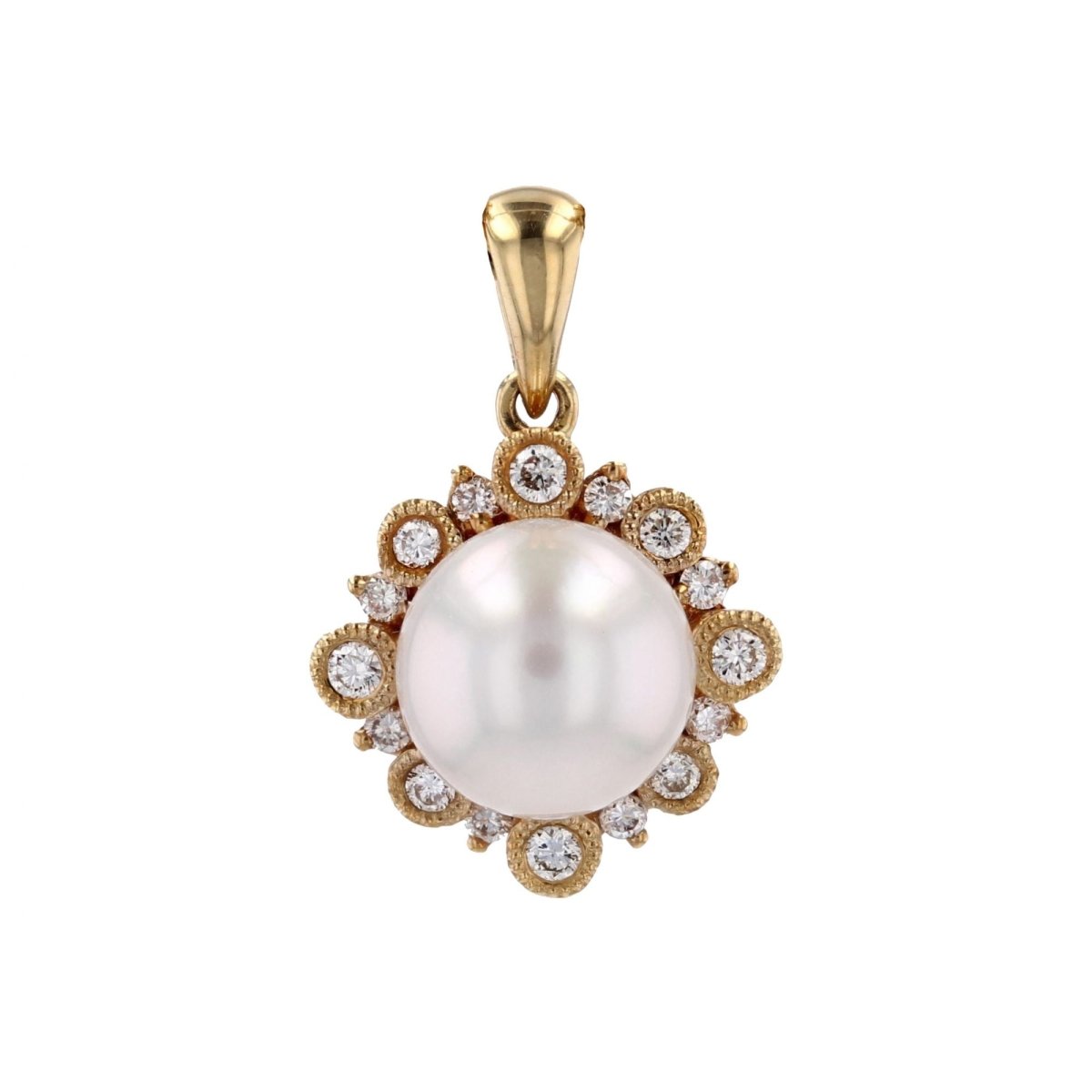 Pendentif perle japonaise et son entourage de diamants brillant - Castafiore