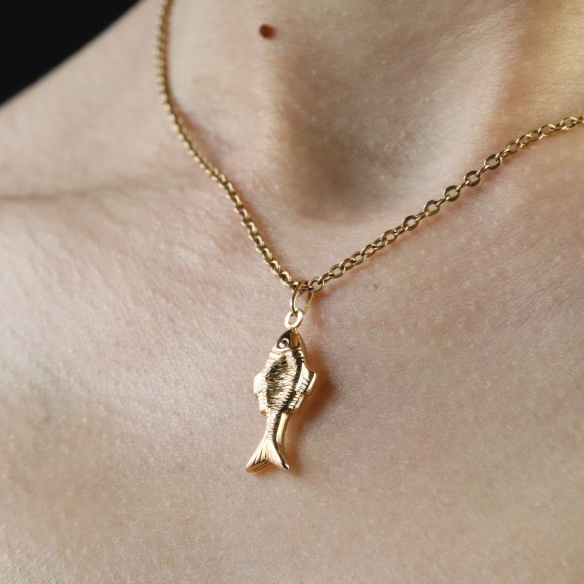 Pendentif poisson en or jaune - Castafiore