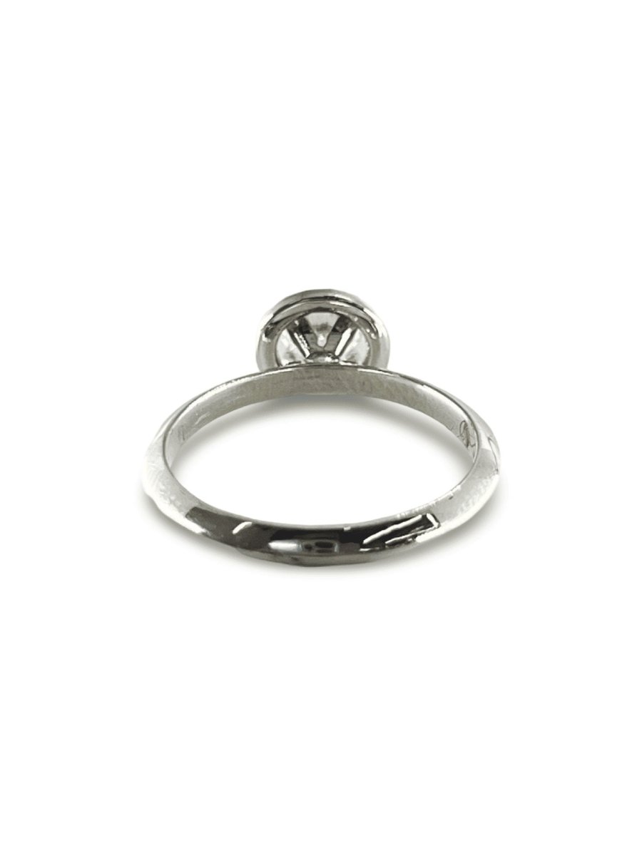Solitaire bague or blanc et diamants 0,59 ct - Castafiore