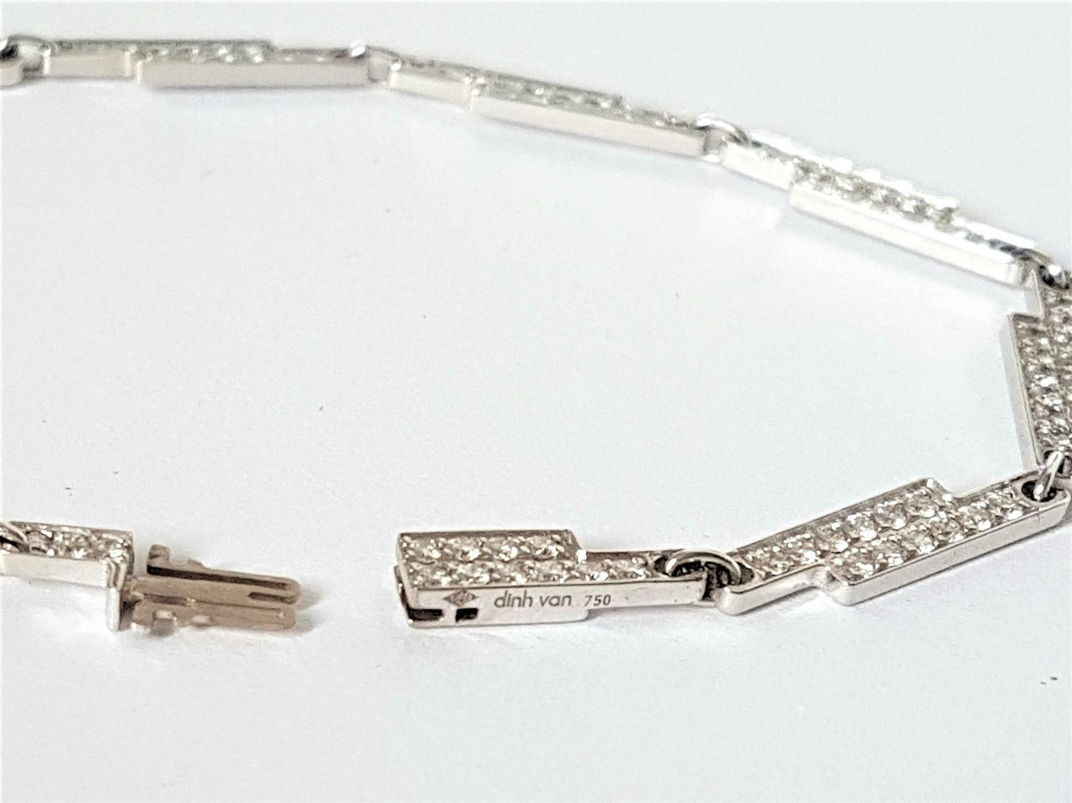 Bracelet DINH VAN "Seventies", en or blanc serti diamants