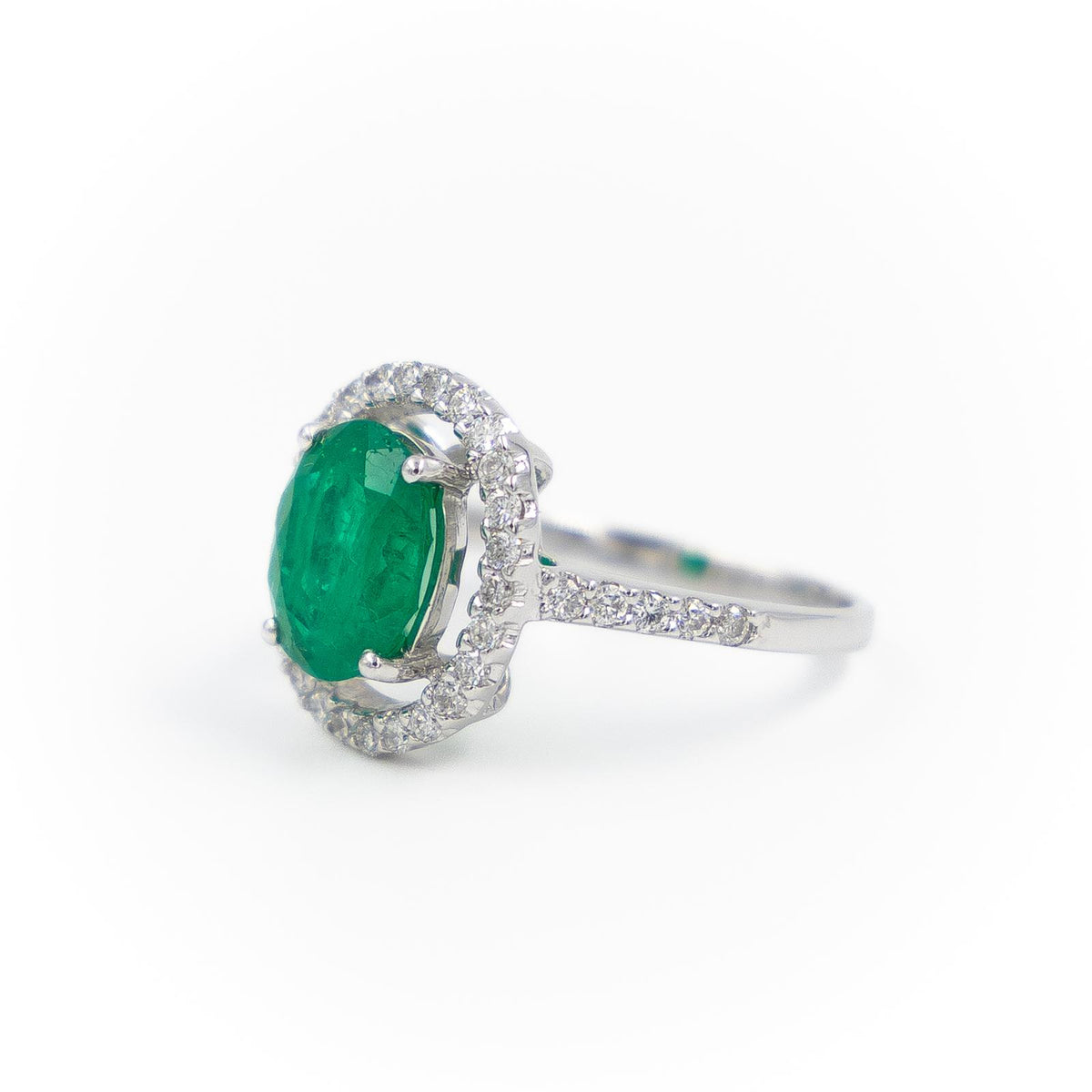 Bague Pompadour Or blanc Emeraude