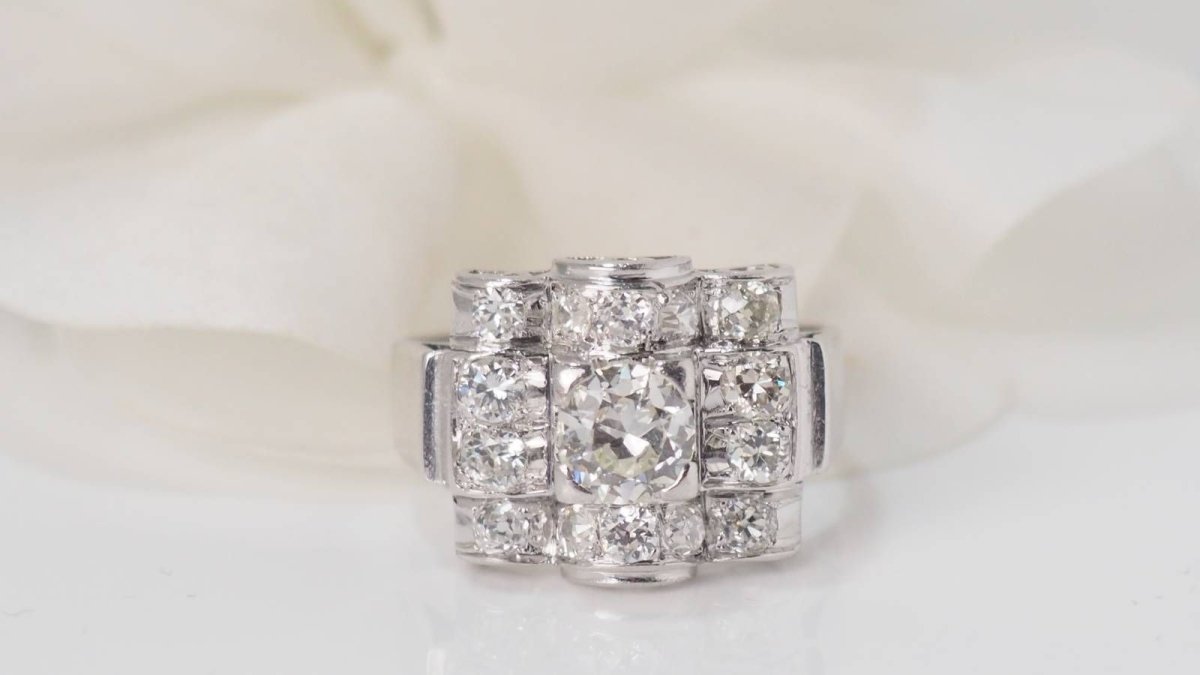 Bague ancienne en platine et diamants - Castafiore