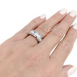 Bague CHANEL, "Ultra", or blanc, céramique blanche, diamants - Castafiore