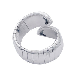 Bague Chaumet, “Plume pointes diamants croisées”, or blanc, diamants - Castafiore