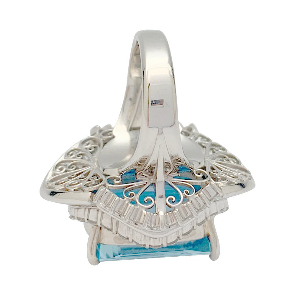Bague cocktail aigue-marine et diamants - Castafiore
