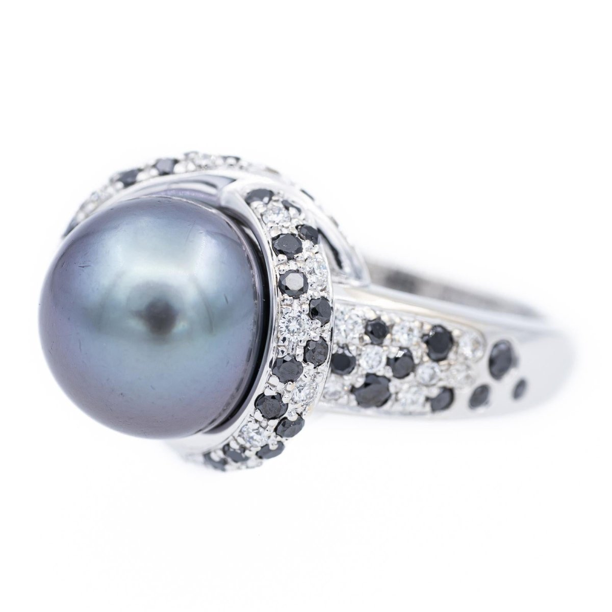 Bague Cocktail MAUBOUSSIN "Caviar Mon Amour" en or blanc et perle - Castafiore