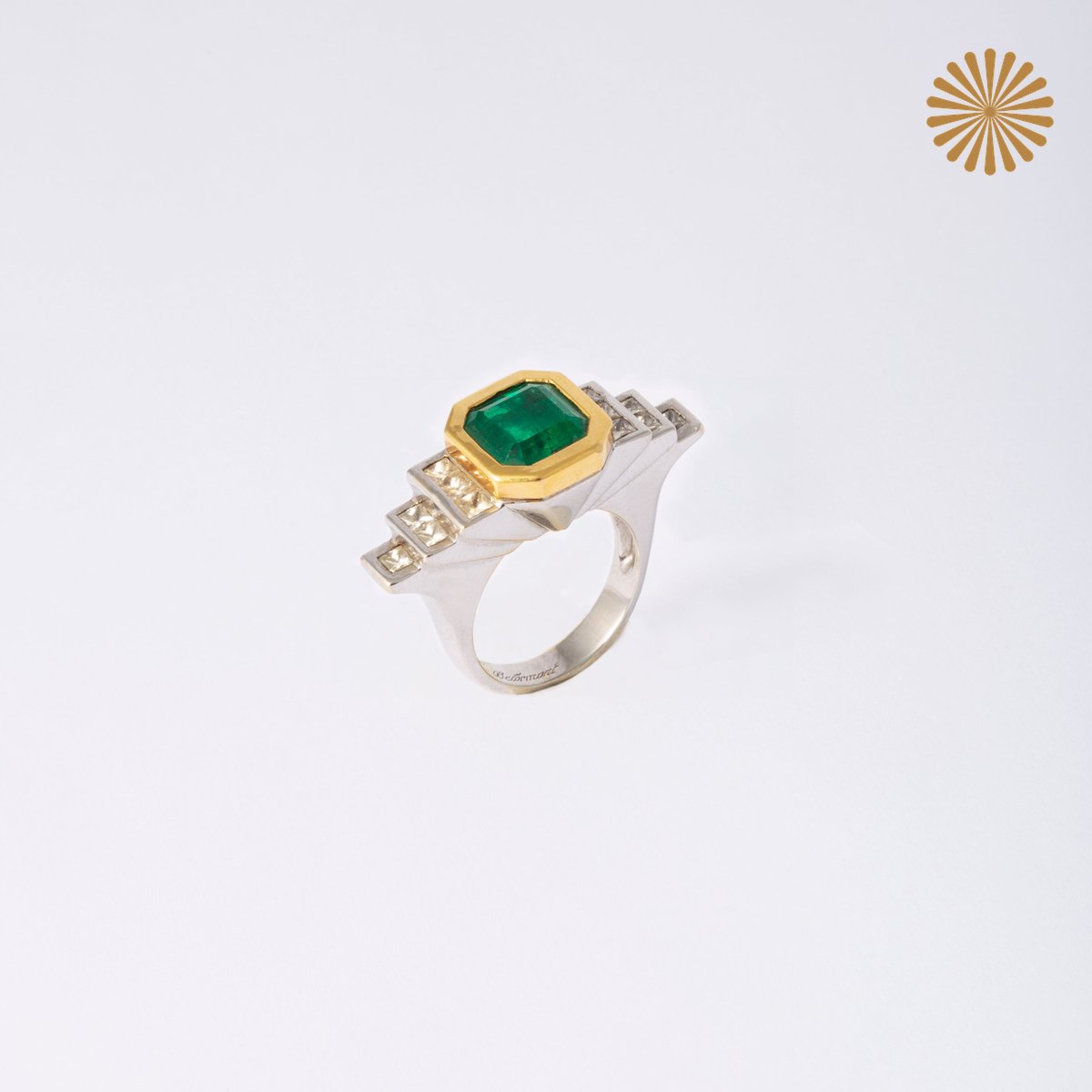 Bague en or jaune, or blanc et émeraude - Castafiore