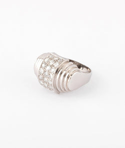 Bague platine et diamant à gradins - Castafiore