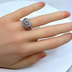 Bague tourbillon en or 18 carats en diamants - Castafiore