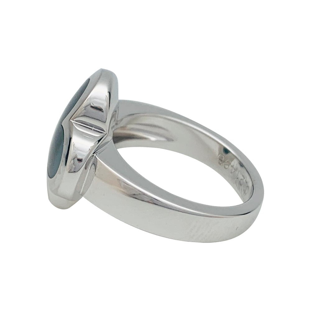 Bague VAN CLEEF & ARPELS modèle "Pure Alhambra" en or blanc, nacre grise - Castafiore