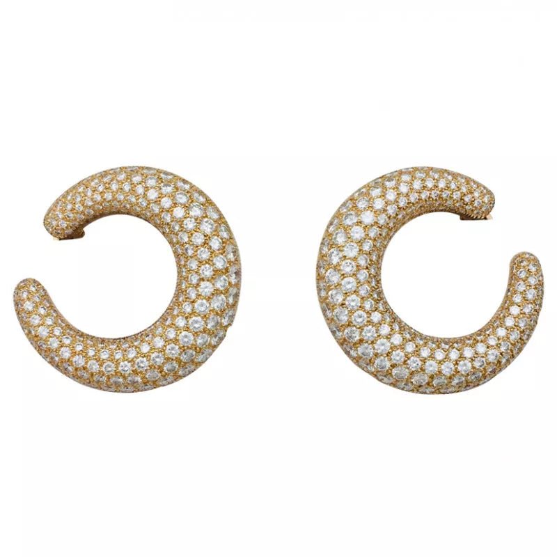 Boucles d'oreilles Créoles CARTIER en or jaune, diamants - Castafiore