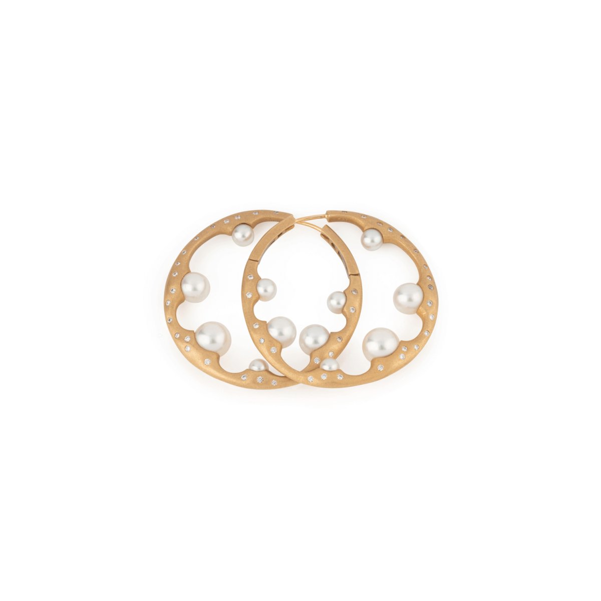 Boucles d'oreilles Créoles MIKIMOTO en or jaune et perles - Castafiore