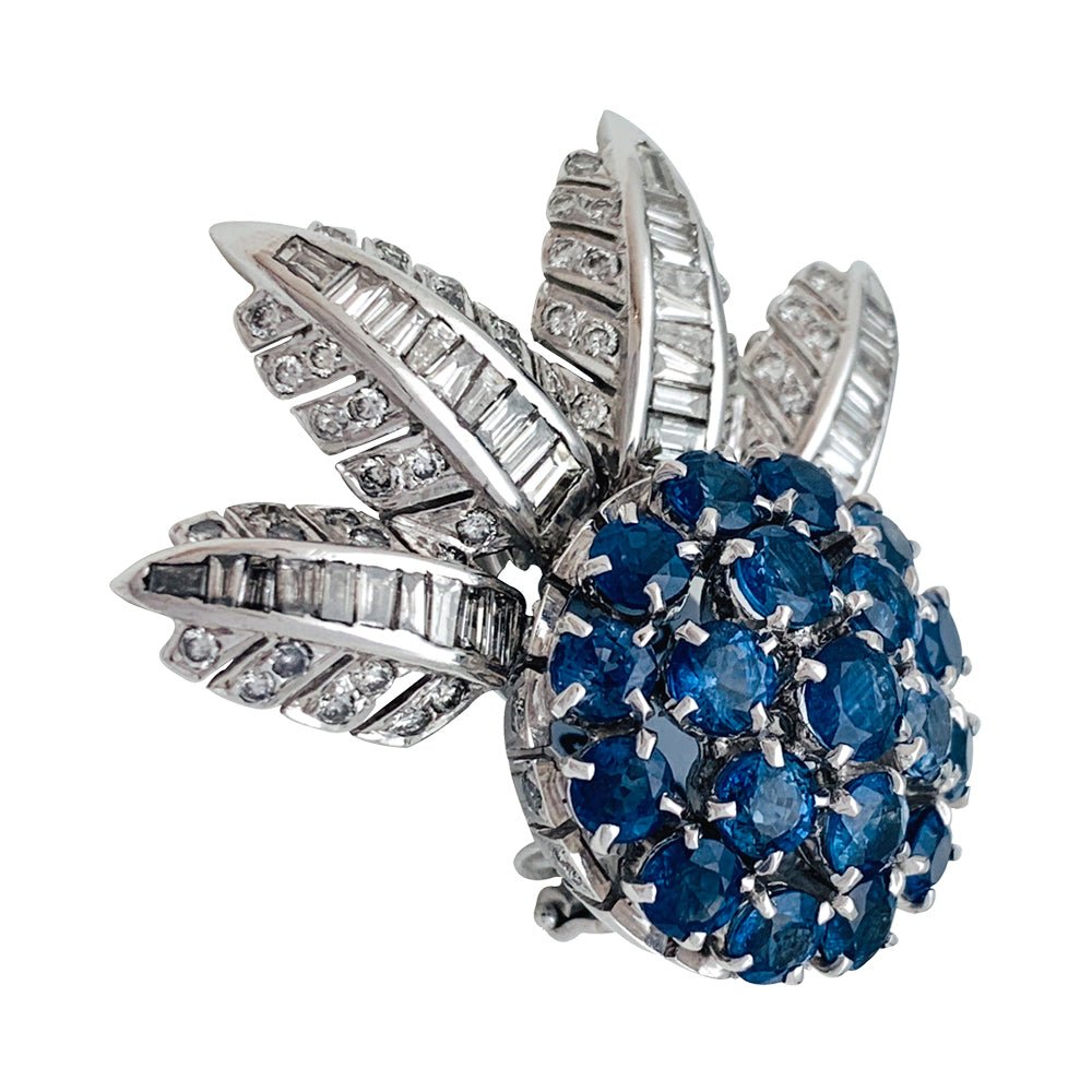Boucles d'oreilles en or blanc, saphirs et diamants - Castafiore