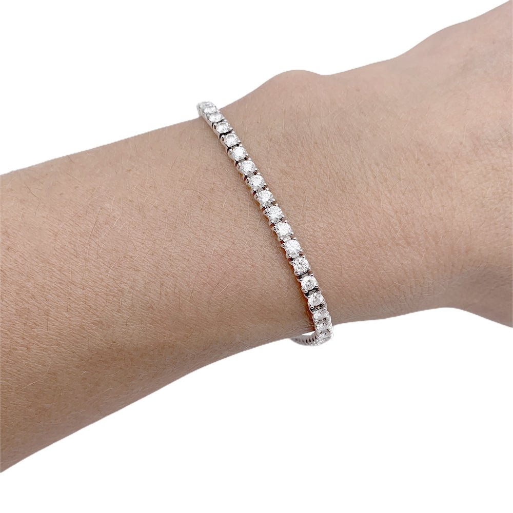 Bracelet CARTIER "Lignes Essentielles" en or blanc et diamants - Castafiore