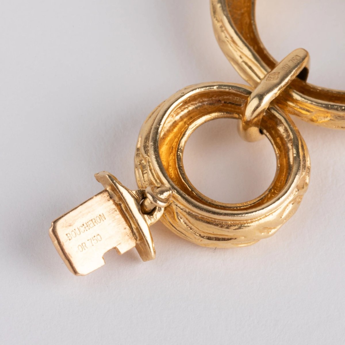 Bracelet en or jaune et diamants de la maison Boucheron - Castafiore