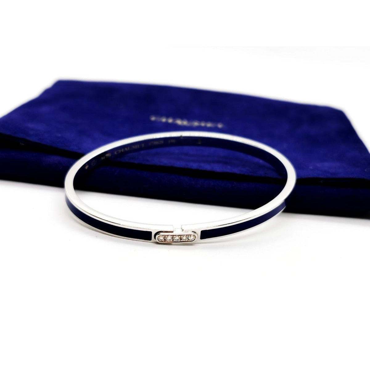Bracelet Jonc CHAUMET "Liens Evidence", or blanc et diamants - Castafiore