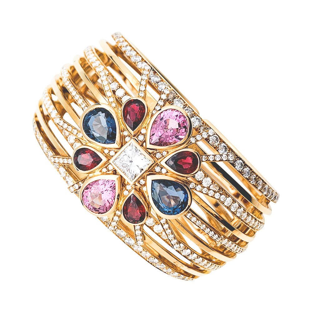 Bracelet Manchette CHANEL , "San Marco" or rose, diamants et spinelles - Castafiore