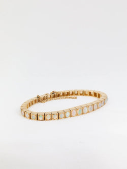 Bracelet rivière d’opales - Travail de la fin du XIXe siècle - Castafiore