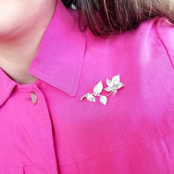Broche Fleur or blanc - Castafiore