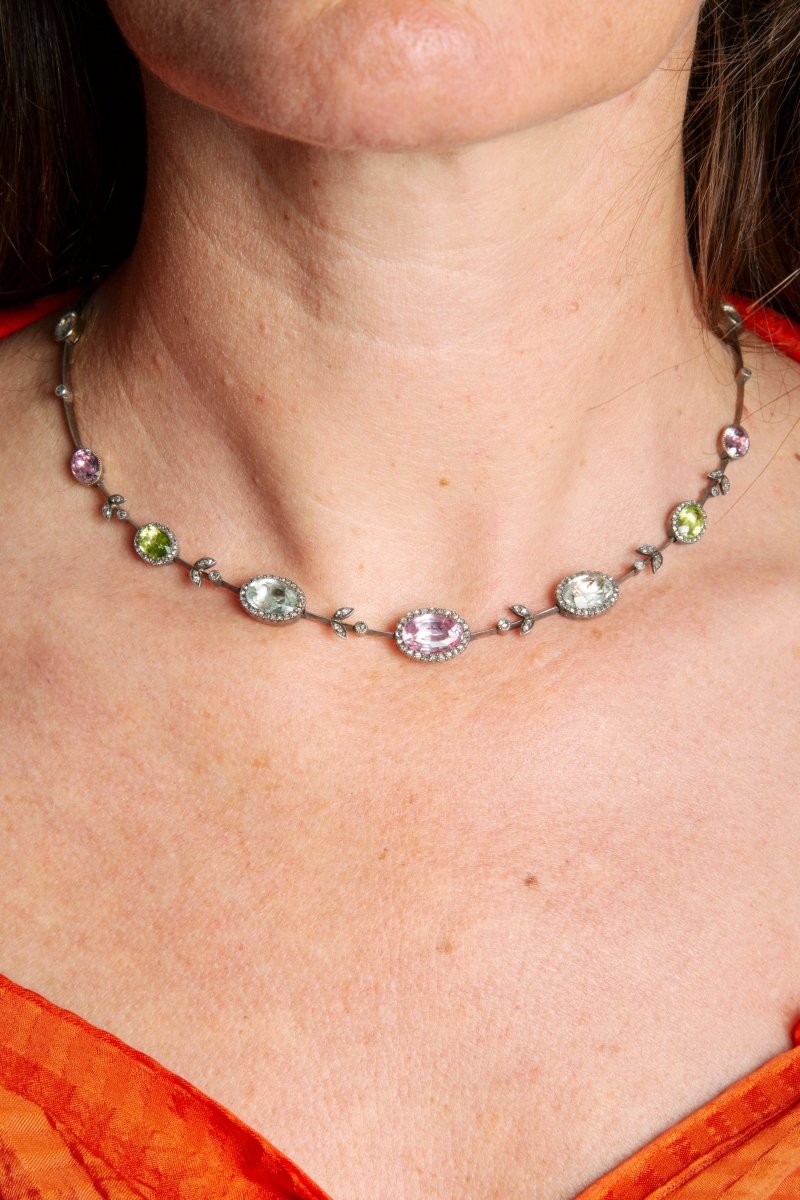 Collier en or gris - Castafiore