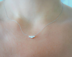 Collier or gris 3 diamants - Castafiore