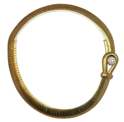 Collier or jaune mat 18k signé de la maison Chaumet - Castafiore