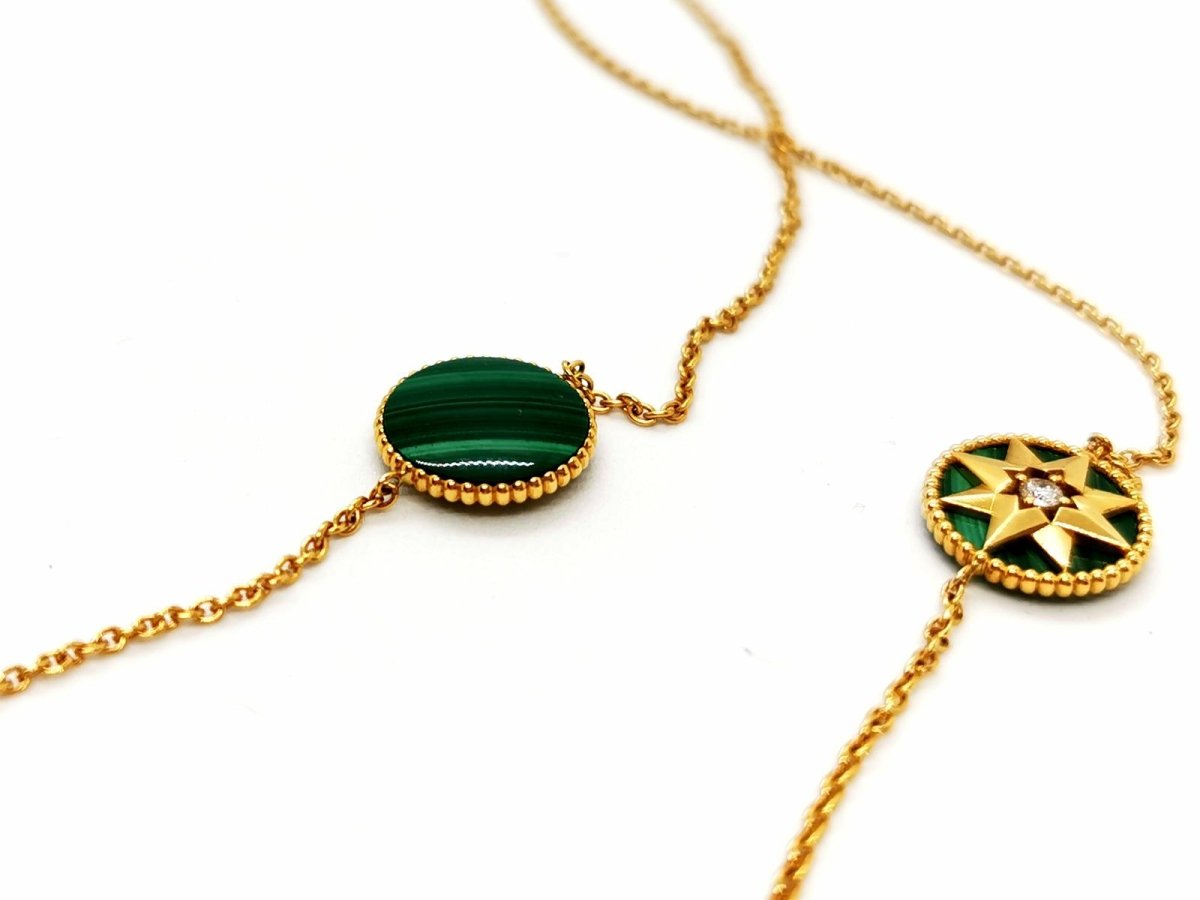 Collier Sautoir DIOR "Rose des vents" en or jaune et diamants - Castafiore