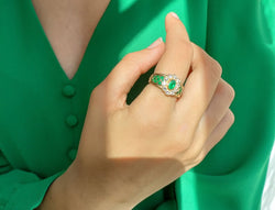 Korloff Bague Marguerite émeraude Diamants - Castafiore
