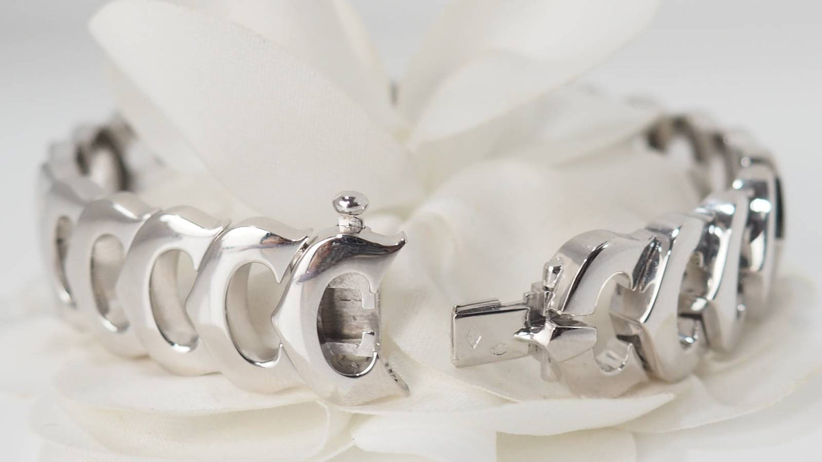 Bracelet Collection C de Cartier en or blanc et diamants