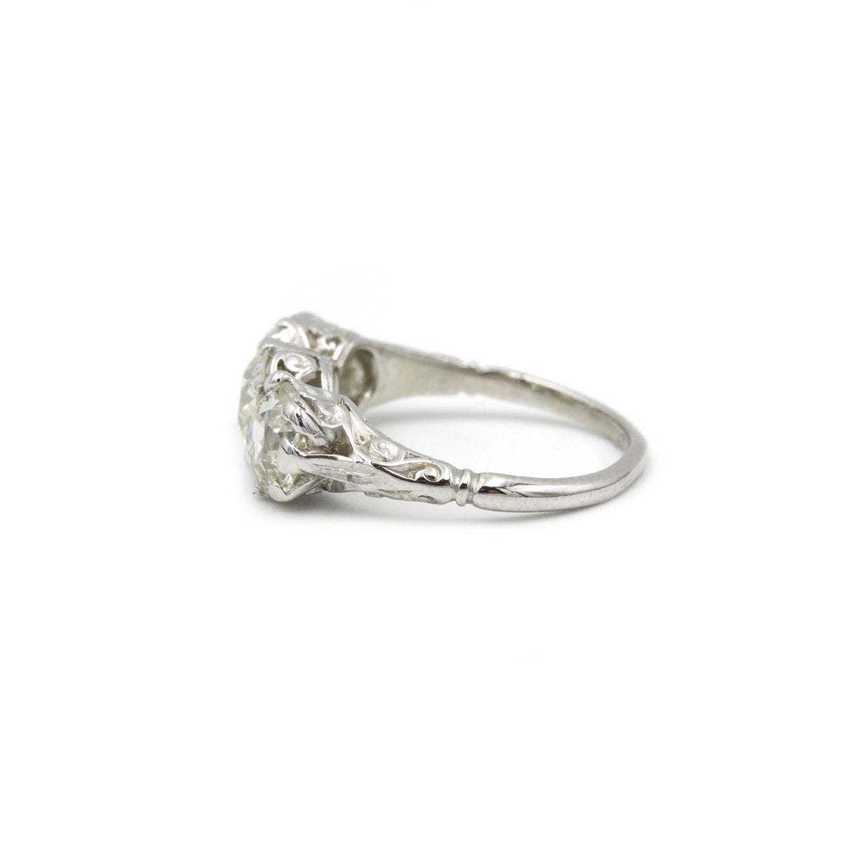 Bague - Platine Et Diamants
