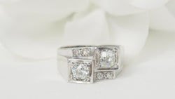 Bague Art Déco en platine et diamants