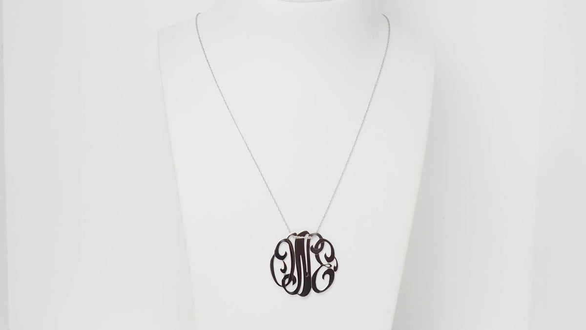 Collier Ginette NY Monogram One