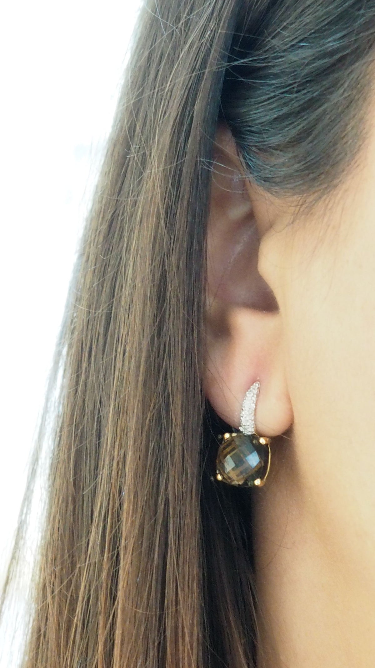 Boucles d'oreilles en or jaune, quartz fumé et diamants