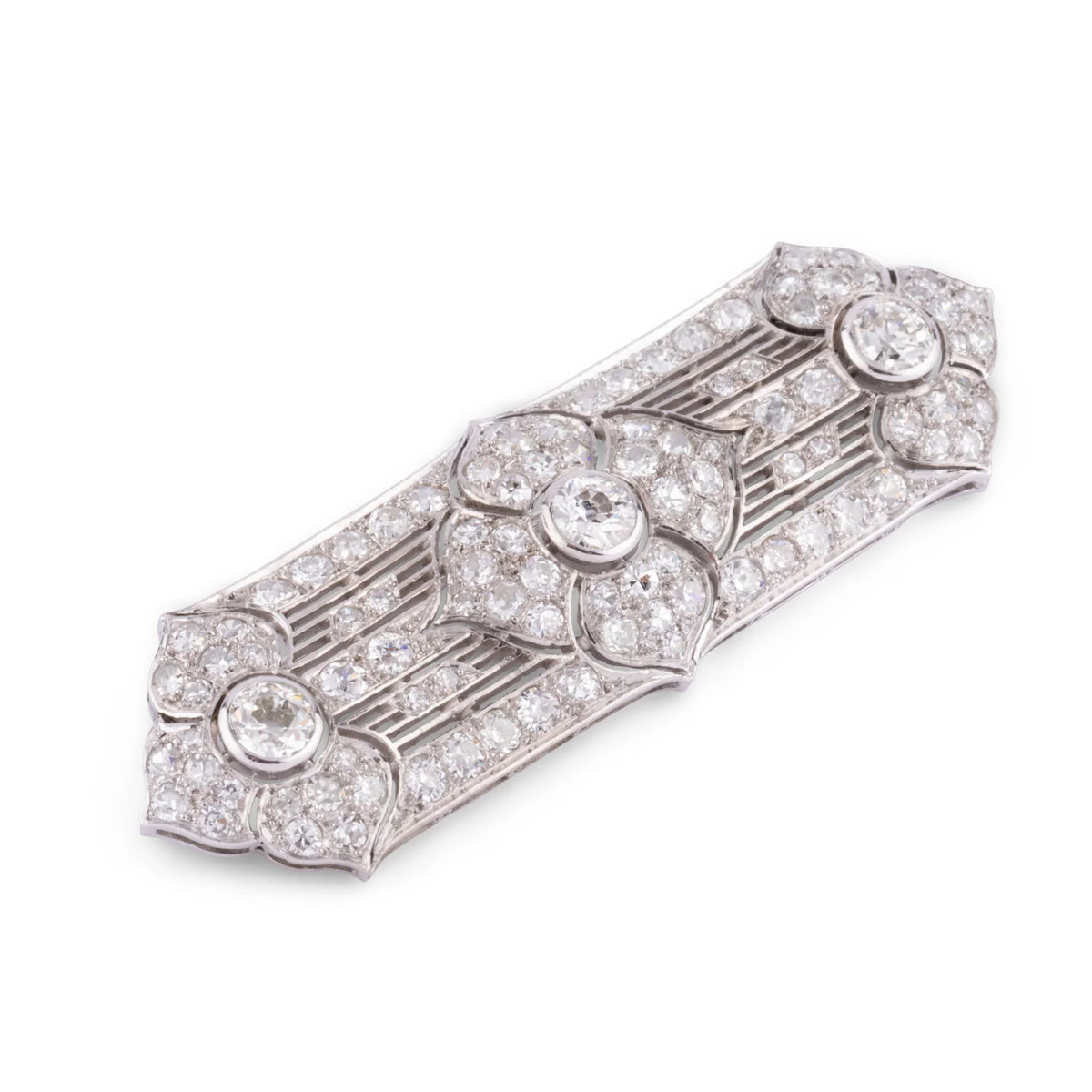 Broche en platine et diamants