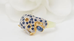 Bague Panthère en or jaune, saphirs et diamants