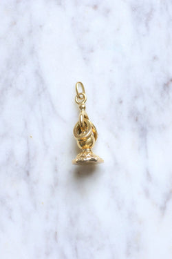 Pendentif ancien sceau cachet victorien en or jaune