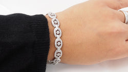 Bracelet ajouré en or blanc et diamants