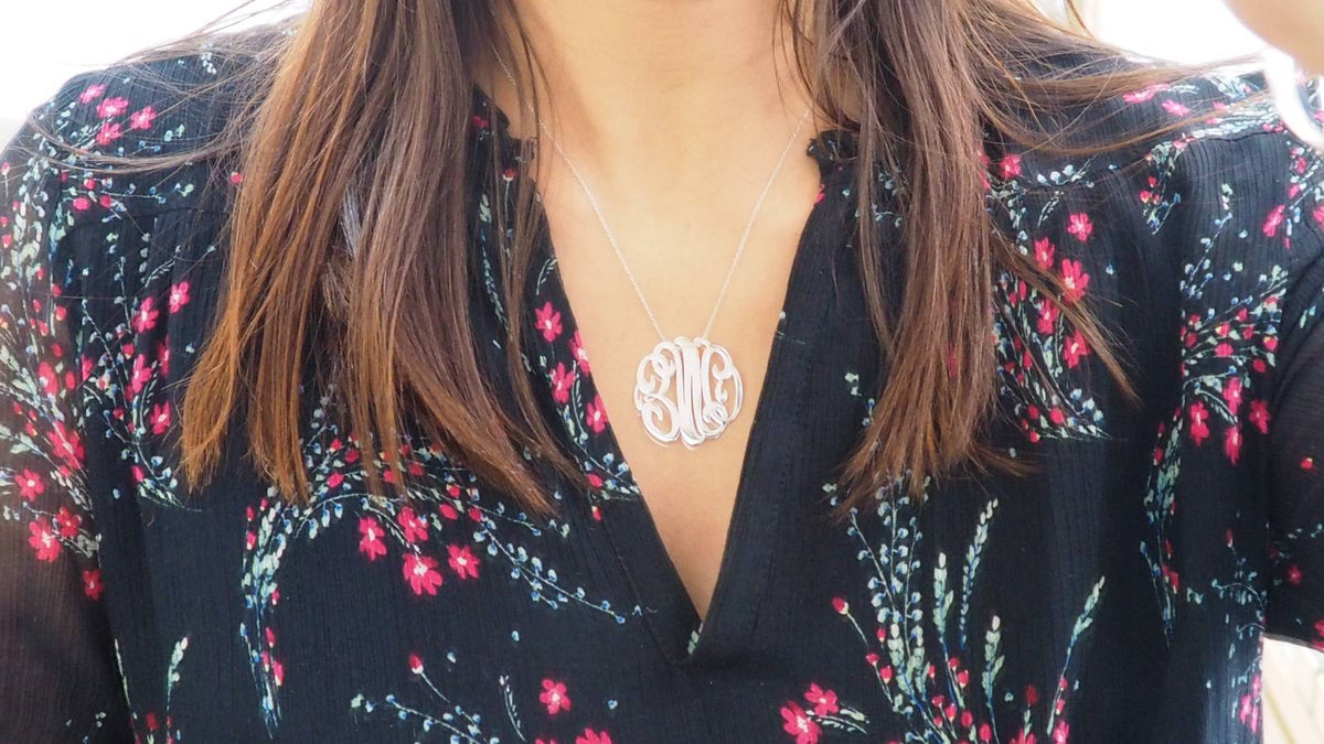 Collier Ginette NY Monogram One
