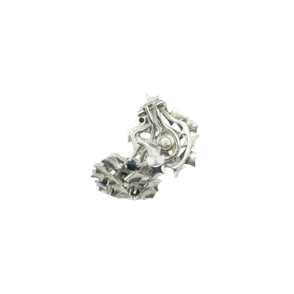 Paire de clip d'oreilles en or gris 18K saphirs ronds facettés - Castafiore
