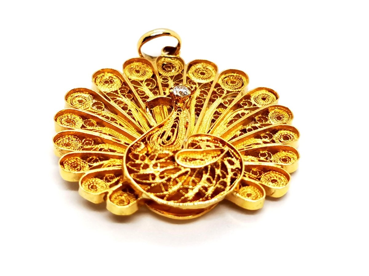 Pendentif paon en or jaune et diamant - Castafiore