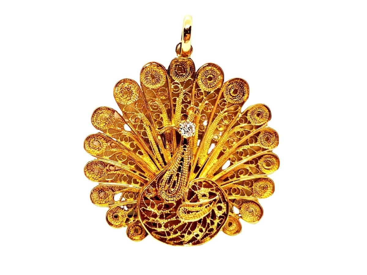Pendentif paon en or jaune et diamant - Castafiore
