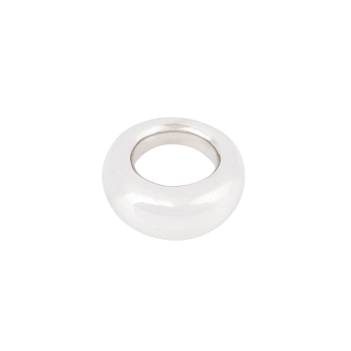 Une bague jonc or gris signée de la Maison Chaumet modèle Anneau - Castafiore